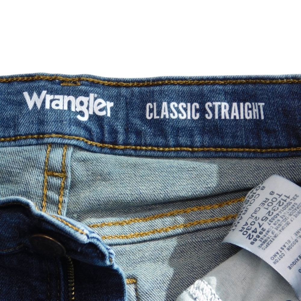 Wrangler Classic Straight Stretch Jeans Boys 8 Regular Medium Wash - Picture 3 of 9